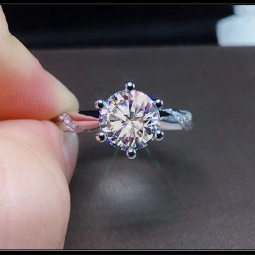 NEW 925 STERLING SIMULATED DIAMOND ROUND SOLITAIRE ENGAGEMENT WEDDING RING - Picture 5 of 6